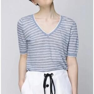 🔴CAARA NWT Striped V‎ Neck Top Small Blue White Short Sleeves